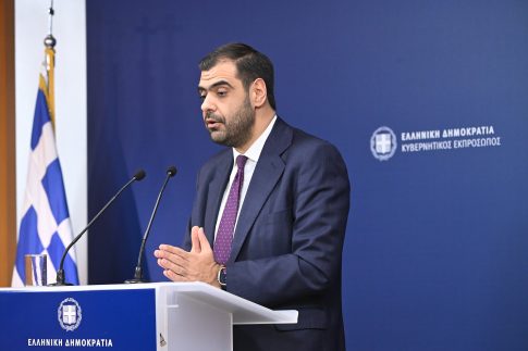 Απολογείται η μητέρα για παιδική πορνογραφία της 7χρονης κόρης της στον Βόλο – Αρνείται τις κατηγορίες