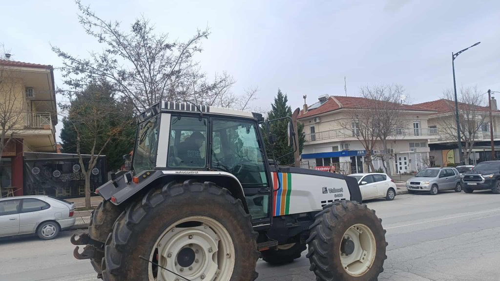 Μηχανοκίνητη πορεία στο Αμύνταιο από τους αγρότες της Εορδαίας