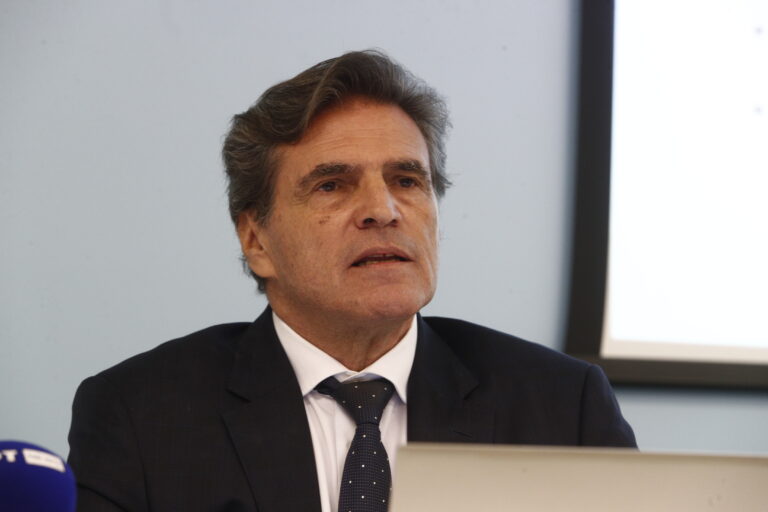 Θ. Γεράκης (Marc) στο ΕΡΤnews Radio 105,8: Αν τώρα είχαμε βουλευτικές εκλογές, πρώτο κόμμα θα ήταν η ΝΔ – Ερώτημα για ποιο κόμμα θα είναι δεύτερο