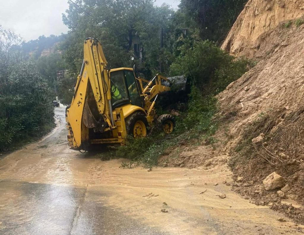 Μεσσηνία: Υπερχείλισε η Νέδα στην Ελαία – Κατολισθήσεις και ποτάμια στα όριά τους σε όλο τον Νομό