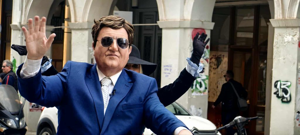 Σοκολατοπόλεμος και στρατηγοί άνοιξαν το Πατρινό Καρναβάλι