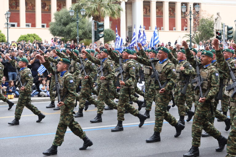 [376751] ΣΤΡΑΤΙΩΤΙΚΗ ΠΑΡΕΛΑΣΗ ΣΤΗΝ ΑΘΗΝΑ ΓΙΑ ΤΗΝ ΕΘΝΙΚΗ ΕΠΕΤΕΙΟ ΤΗΣ 25ης ΜΑΡΤΙΟΥ 1821  
(ΓΙΑΝΝΗΣ ΠΑΝΑΓΟΠΟΥΛΟΣ/EUROKINISSI)