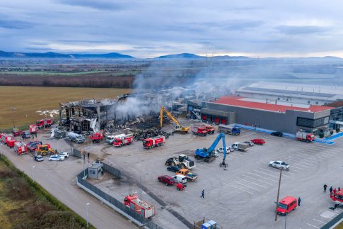 Super Bowl LX: Τα πολιτικά μηνύματα του Bad Bunny, το λάτιν υπερθέαμα, ο γάμος και η Lady Gaga στο halftime show