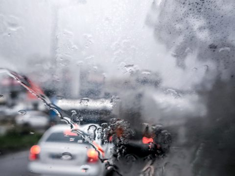 Απολύμανση με χλώριο προτείνει <br> o Διεθνής Ερυθρός Σταυρός