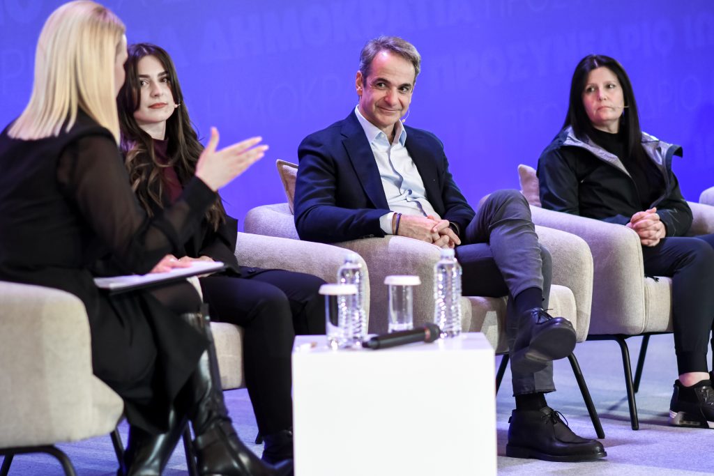 Μητσοτάκης: Η δέσμευσή μας για περισσότερες και καλύτερα αμειβόμενες δουλειές, γίνεται πράξη