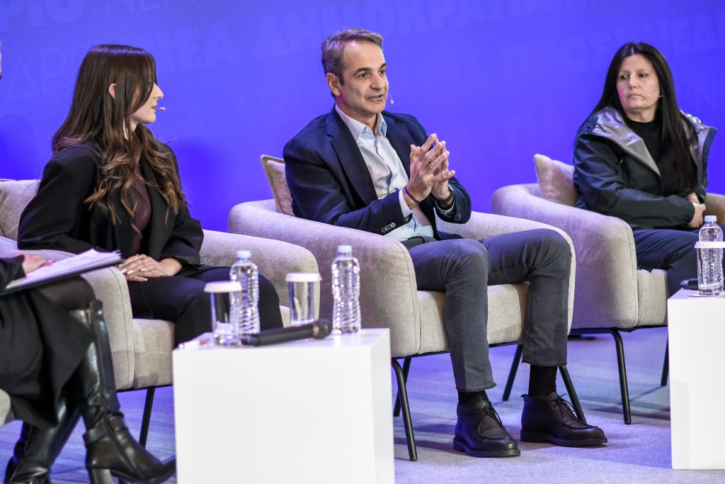 Μητσοτάκης: Η δέσμευσή μας για περισσότερες και καλύτερα αμειβόμενες δουλειές, γίνεται πράξη