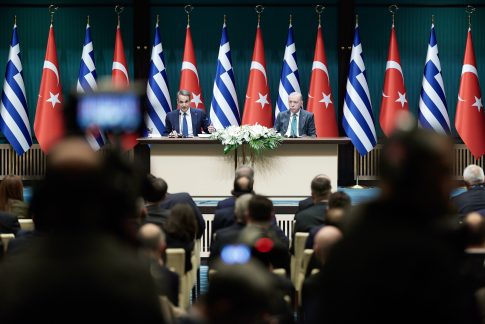 Κ. Μητσοτάκης προς Ερντογάν: Πρέπει να αρθεί «κάθε απειλή, τυπική και ουσιαστική»