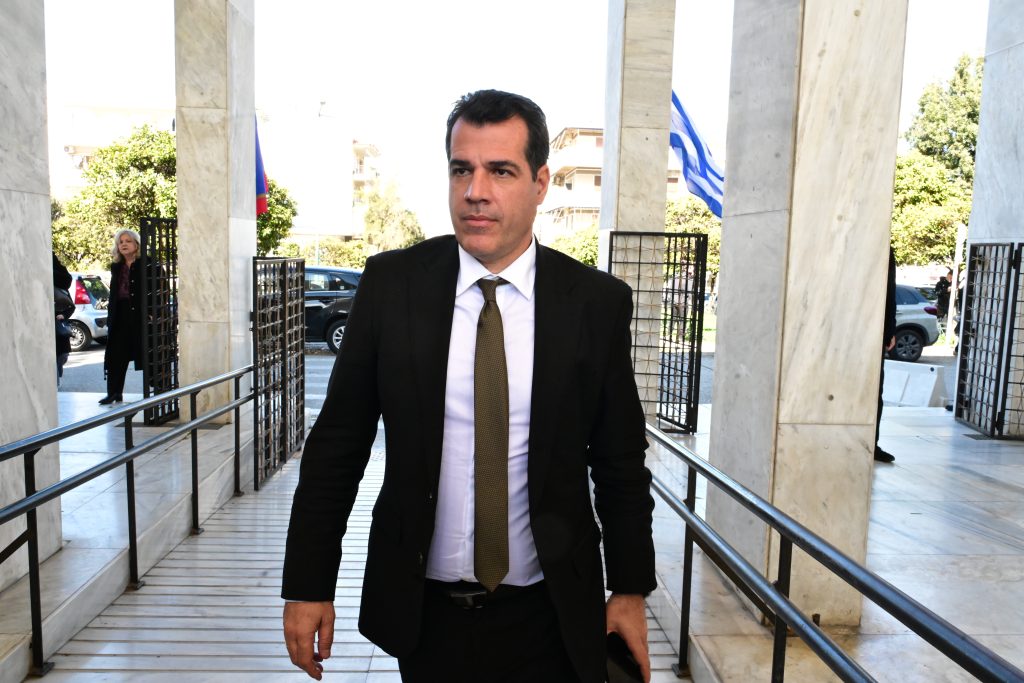 Στο Α΄ Νεκροταφείο το «τελευταίο αντίο» στην Άννα Ψαρούδα Μπενάκη – Συγγενείς, φίλοι, πολιτικοί και ακαδημαϊκοί την αποχαιρέτησαν