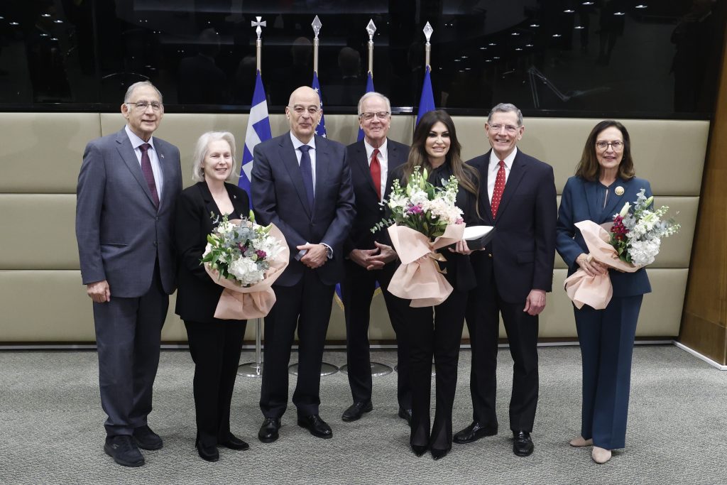 Η ενίσχυση της στρατηγικής αμυντικής σχέσης Ελλάδας – ΗΠΑ στο επίκεντρο της συνάντησης Ν. Δένδια με αντιπροσωπεία του Κογκρέσου