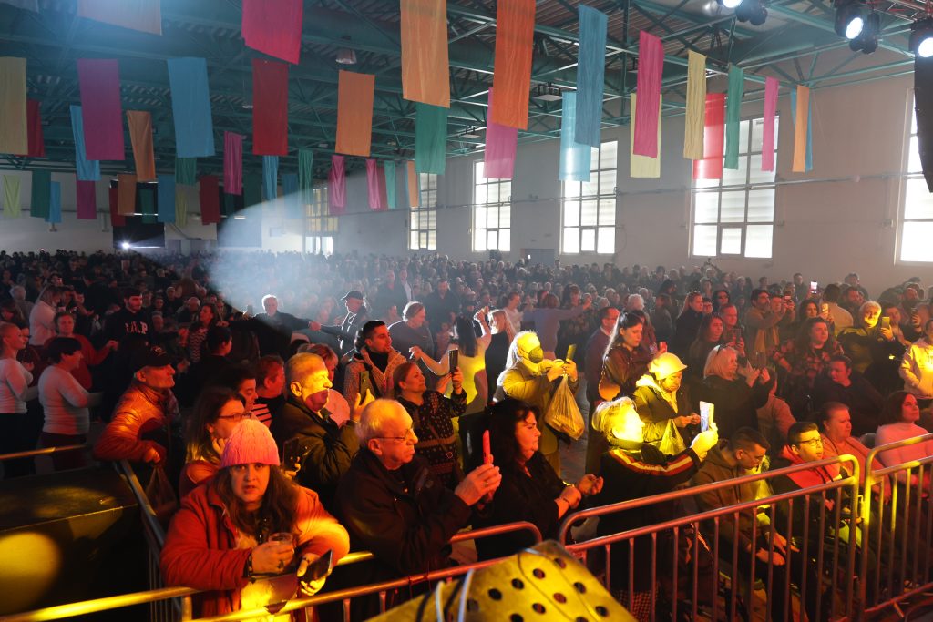 Περιστέρι: Ψήνουν τη μεγαλύτερη λαγάνα της Ελλάδας για την Καθαρά Δευτέρα