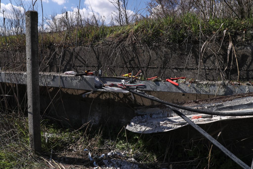 Εισαγγελική έρευνα για την υπόθεση κοπής καλωδίων τηλεδιοίκησης στη σιδηροδρομική γραμμή Αθήνας – Θεσσαλονίκης
