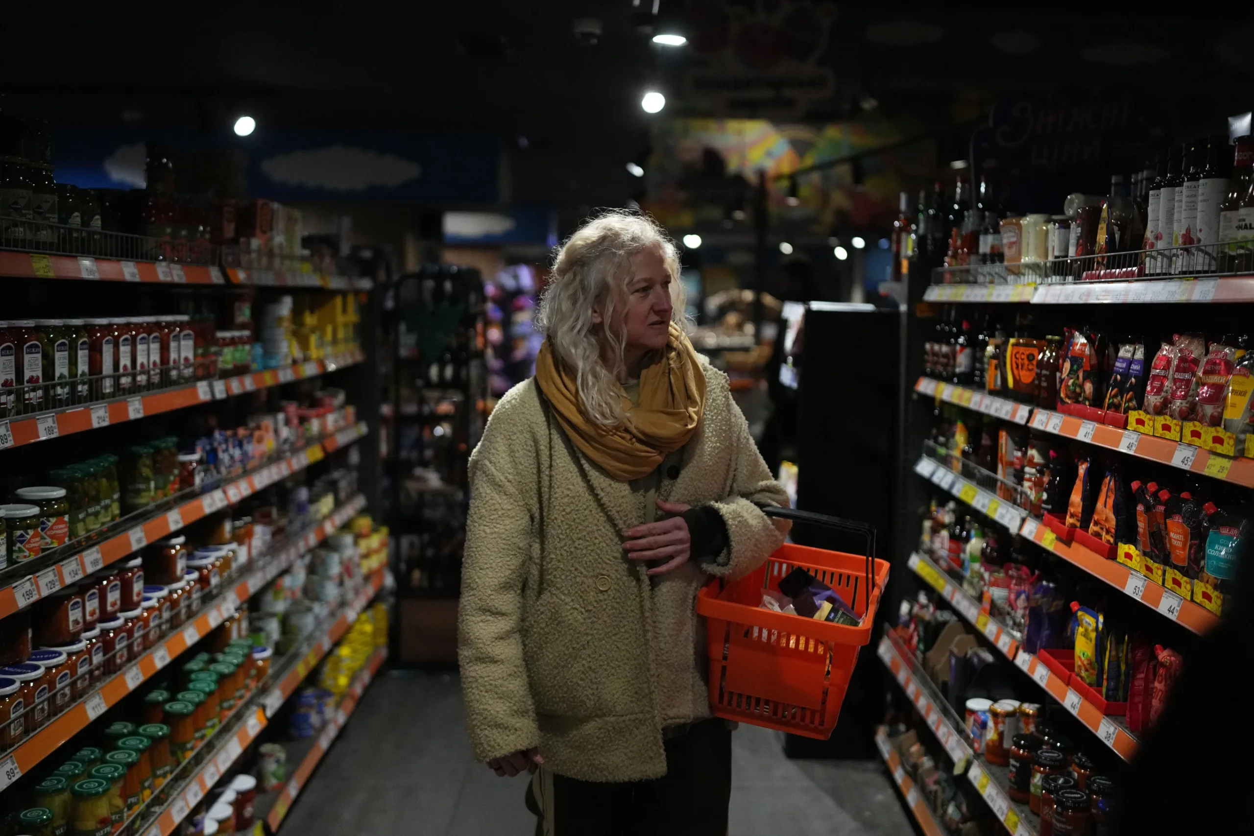 90-1 Πριν και μετά την εισβολή: Πρόσωπα και ζωές που άλλαξε ο πόλεμος στην Ουκρανία – Η «κανονικότητα» τέσσερα χρόνια μετά