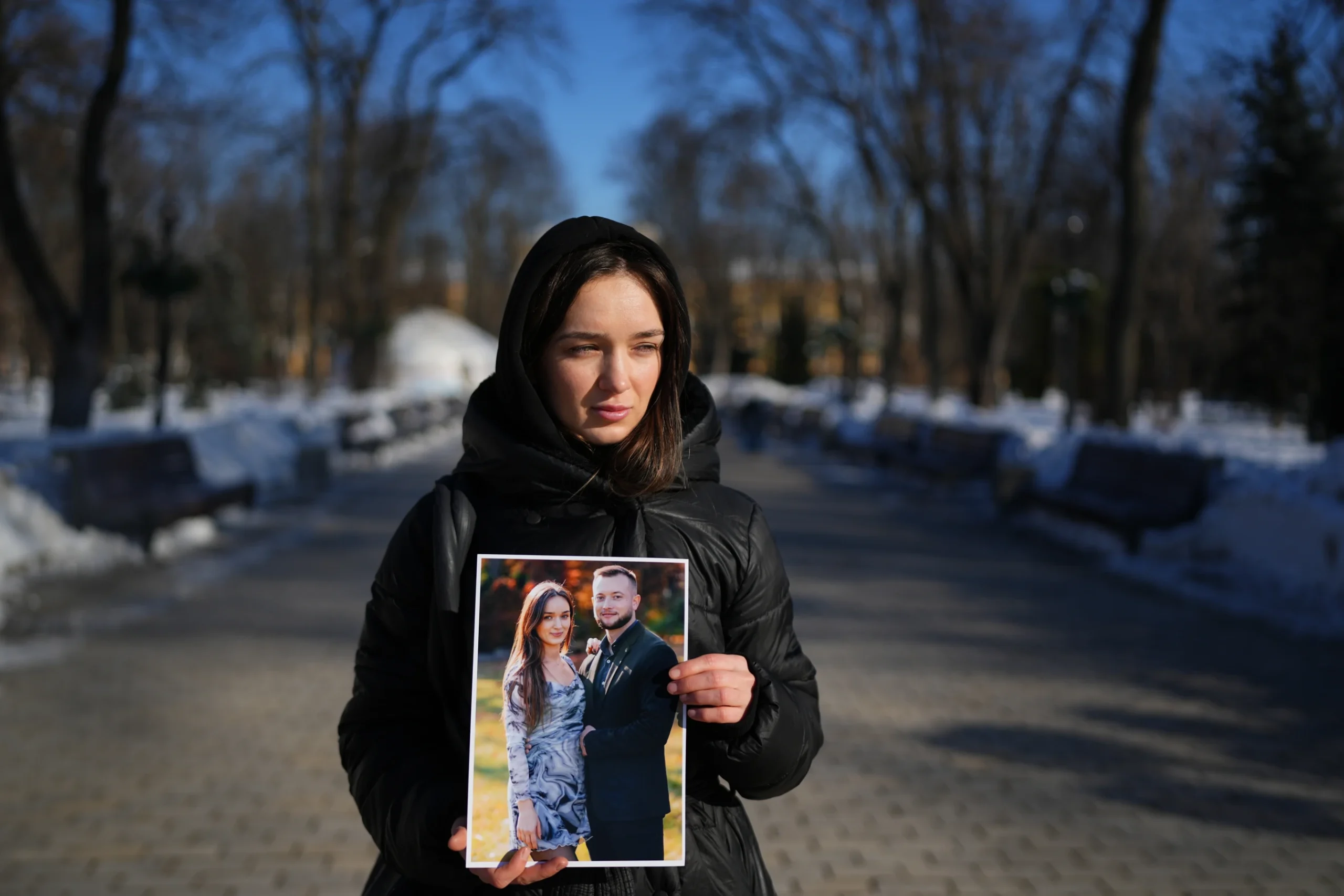 90-4-1 Πριν και μετά την εισβολή: Πρόσωπα και ζωές που άλλαξε ο πόλεμος στην Ουκρανία – Η «κανονικότητα» τέσσερα χρόνια μετά