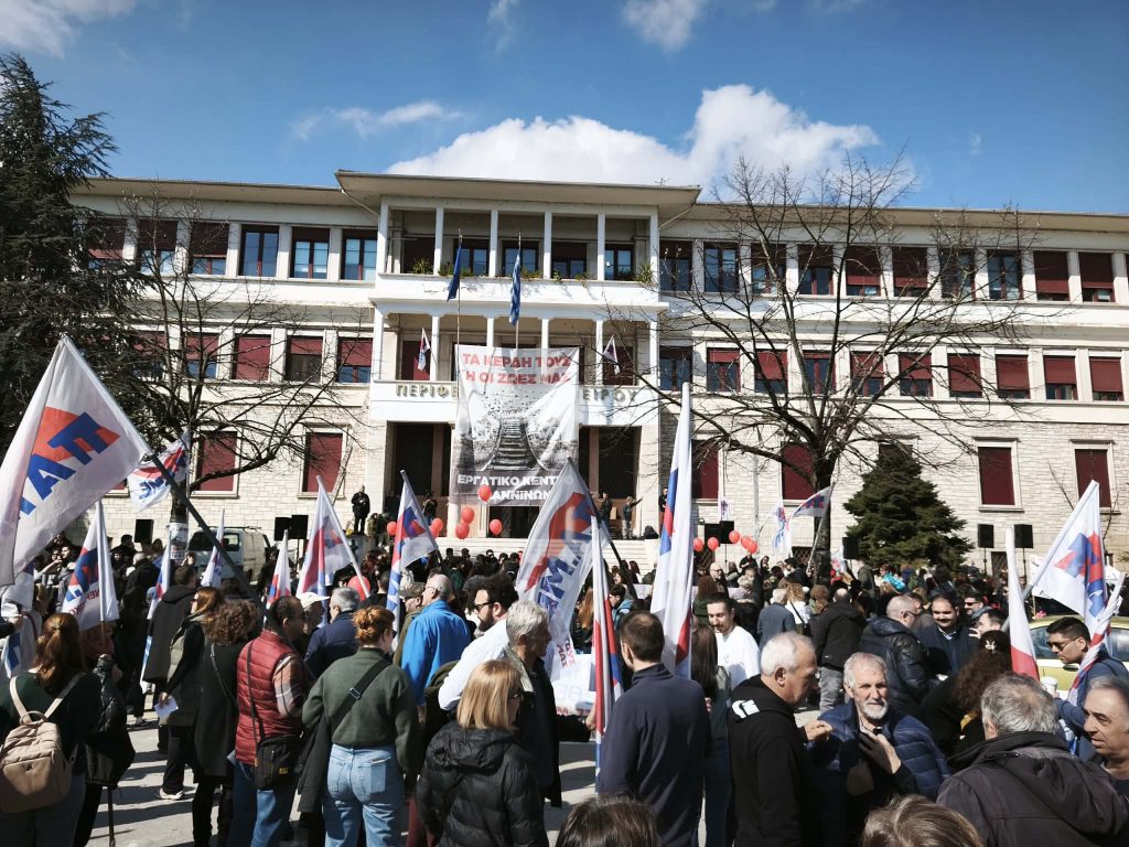 Τραγωδία Τεμπών: Όλες οι οικογένειες – Μία «φωνή» στο κέντρο των Ιωαννίνων