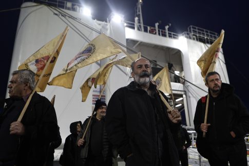 Νέο σιδηροδρομικό ατύχημα στην Ισπανία: Τρένο χτύπησε σε γερανό – Τουλάχιστον έξι τραυματίες