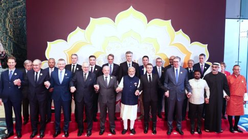 Βόλος: Παρουσίαση της ποιητικής νουβέλας «Ξύλινο Παιχνίδι» της Κατερίνας Ντίνου