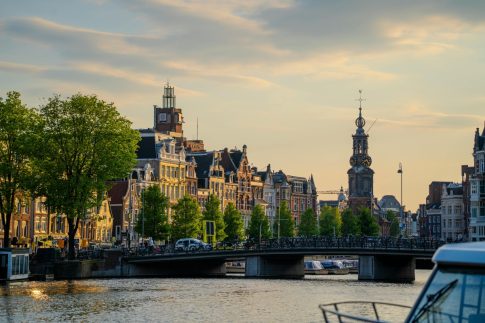 Υπουργείο Παιδείας σε ΑΠΘ: Έχετε διορία 48 ωρών να δώσετε εξηγήσεις για τα σοβαρά επεισόδια