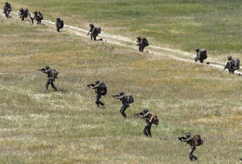 <strong>Πυρκαγιά σε πολυώροφο κτίριο της Οδησσού, μετά τις αναφορές για καταρρίψεις drones</strong>