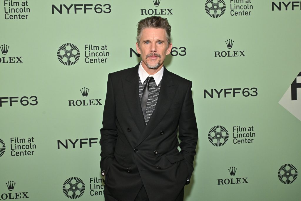 Blue Moon: Η ταινία που χάρισε άλλη μια υποψηφιότητα για Όσκαρ στον Ethan Hawke (και δεν θα δούμε στις Ελληνικές αίθουσες)