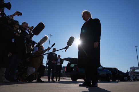 <strong>Διπλωματικές πηγές για τους Έλληνες πολίτες στο αεροδρόμιο του Καΐρου, συμμετέχοντες στην «Πορεία προς τη Γάζα»</strong>