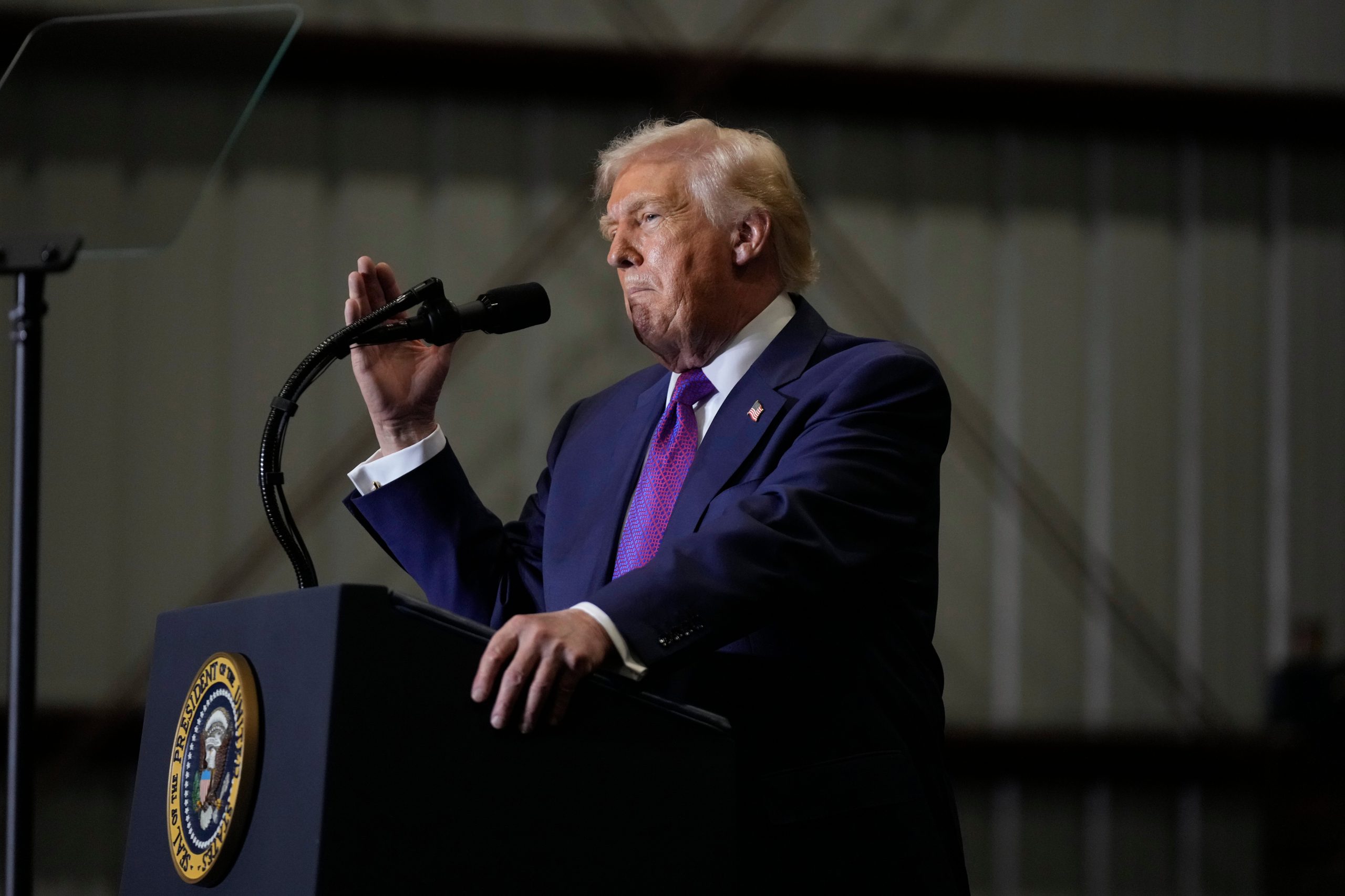 Στην αντεπίθεση ο Τραμπ: Τα επόμενα βήματα και το «κρυφό δώρο» του Ανώτατου Δικαστηρίου  ​