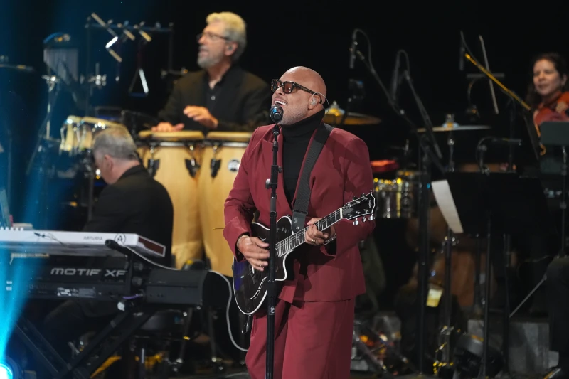 Βραβεία Grammy: Η μάχη των 86 βραβείων σε ζωντανή τηλεοπτική μετάδοση