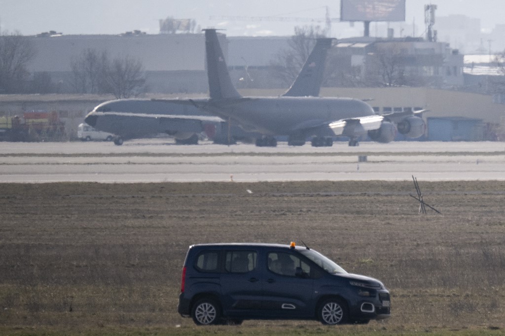 Ο Τραμπ έστειλε στο Ισραήλ F22 Raptor και Stratotanker – «Αν σπείρεις ανέμους, θα θερίσεις θύελλες» προειδοποιεί το Ιράν
