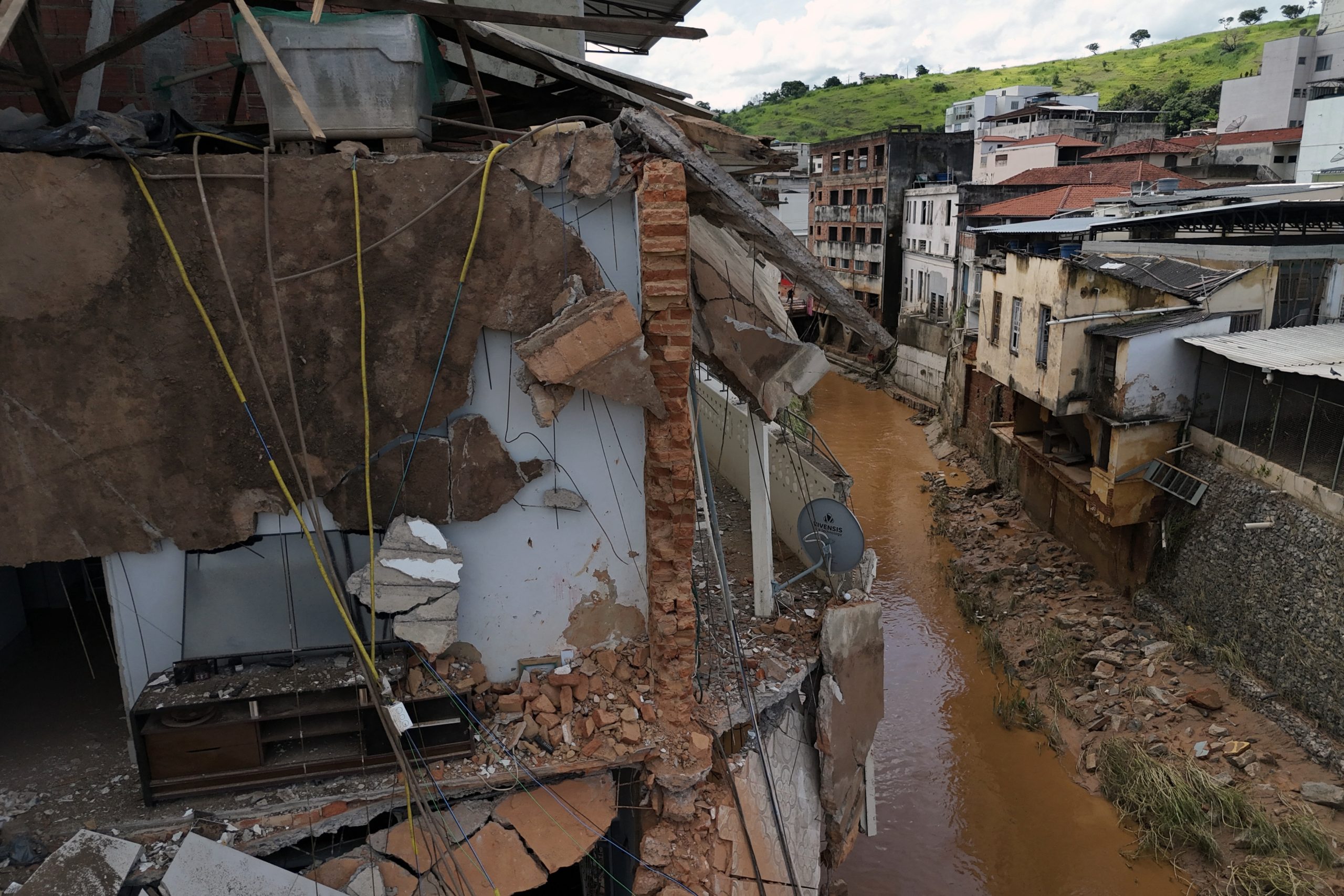 BRAZIL-WEATHER-CLIMATE-FLOODS Αυξήθηκε ο αριθμός των νεκρών σε 55 από τις πλημμύρες στη Βραζιλία