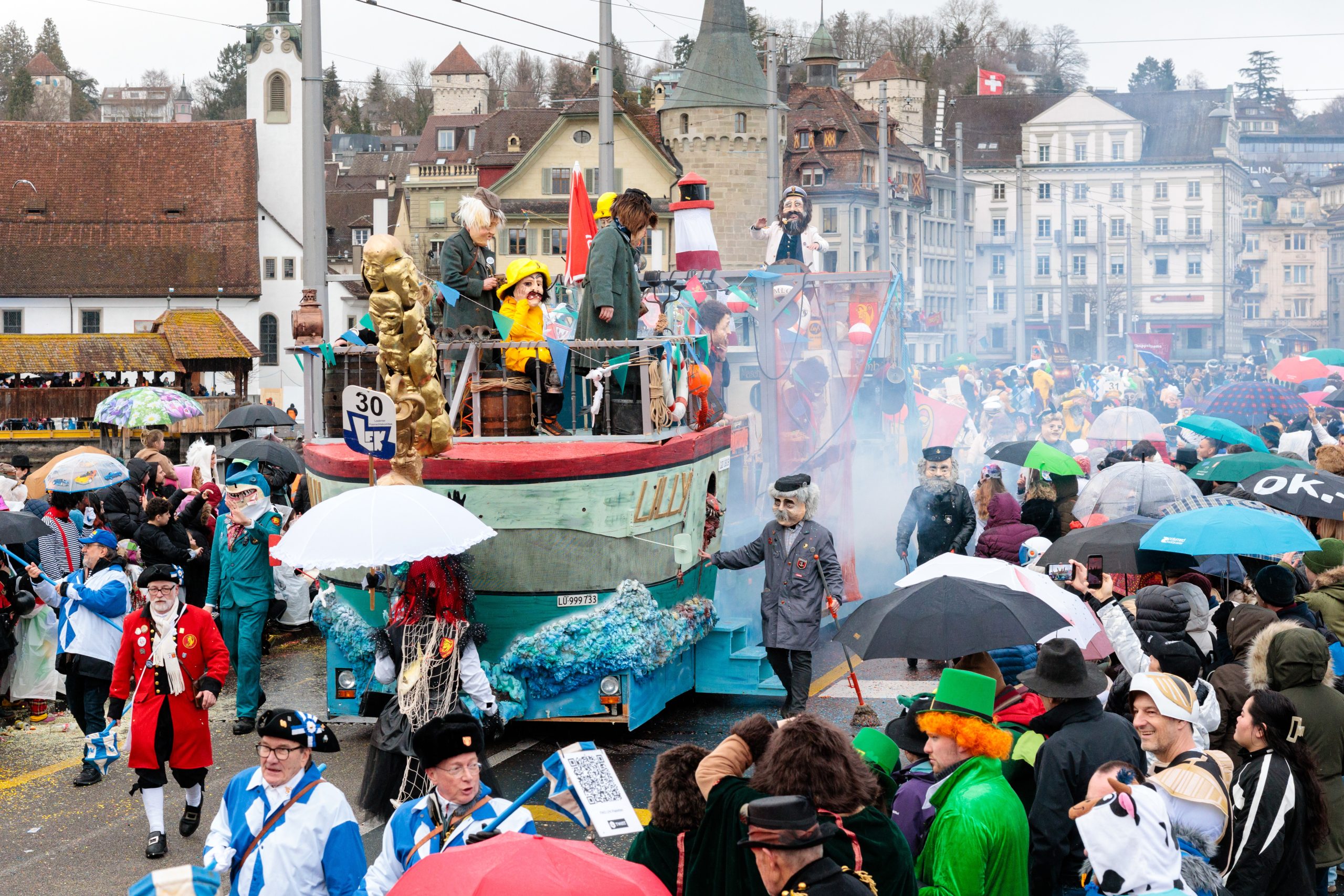 Ελβετία: Έντεκα τραυματίες από έκρηξη κατά τη διάρκεια καρναβαλικών εορτασμών  ​