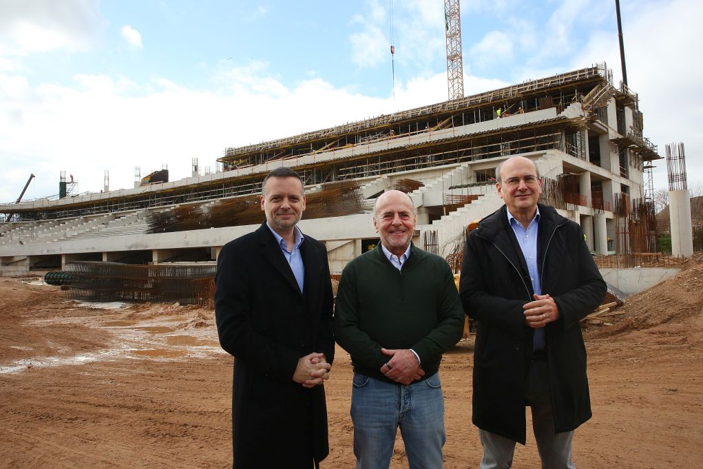 Στο εργοτάξιο του νέου γηπέδου του Παναθηναϊκού ο Κωστής Χατζηδάκης: «Το Ελληνικό σε μικρογραφία θα θυμίζουν οι αναπλάσεις που θα γίνουν στον Ελαιώνα»  ​