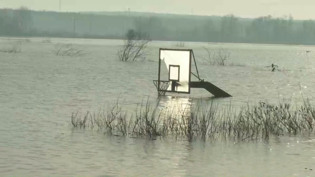 Δύσκολη νύχτα στον Έβρο: 150 χιλιάδες στρέμματα κάτω από τα νερά – Πλημμύρισε ο κάμπος των Λαβάρων