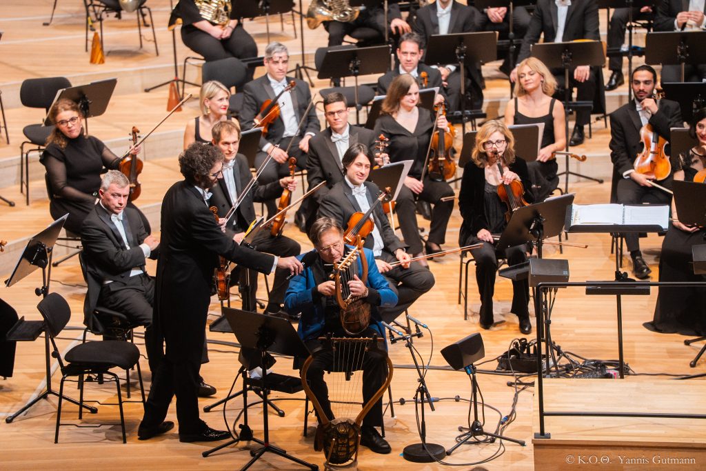 Ιστορική επιτυχία της Κρατικής Ορχήστρας Θεσσαλονίκης στην Εlbphilharmonie του Αμβούργου