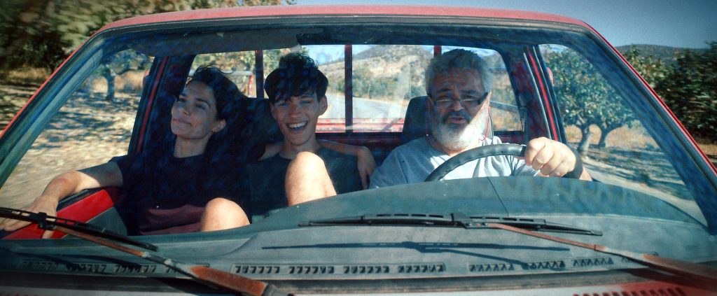 «Το Τελευταίο Νησί»: Η νέα δραματική σειρά της ΕΡΤ κάνει πρεμιέρα την Κυριακή 8 Φεβρουαρίου στις 22:00, με διπλό επεισόδιο