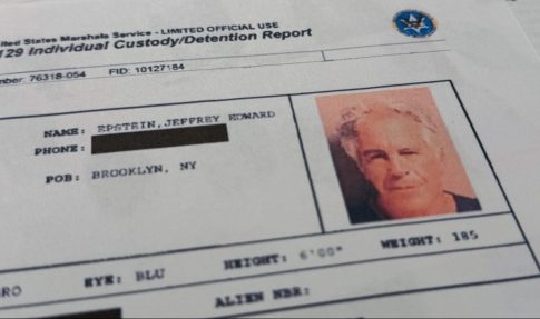 Οικολογικό έγκλημα καταγγέλλει στο ΕΡΤnews ο δήμαρχος Μήλου: Έχουν δοθεί άλλες οκτώ οικοδομικές άδειες για ξενοδοχειακές μονάδες