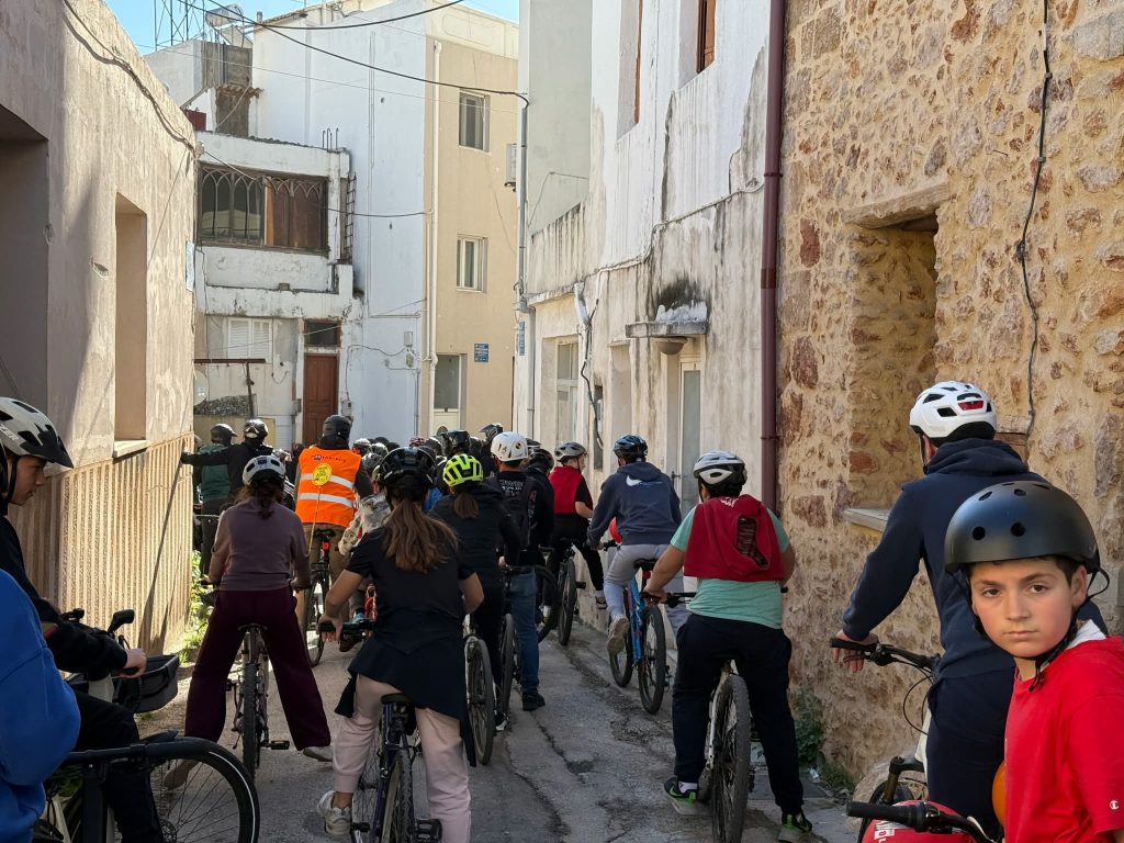 Με ποδήλατα και χαμόγελα “πλημμύρισαν” τα Χανιά