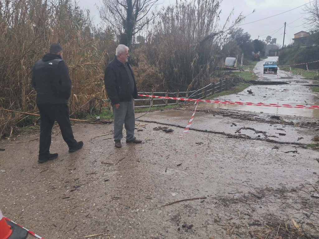 Στο έλεος της κακοκαιρίας o Πύργος – Κατολίσθηση στον δρόμο Αλφειούσας – Φράγμα Φλόκα, ζημιές σε σπίτια και καλλιέργειες
