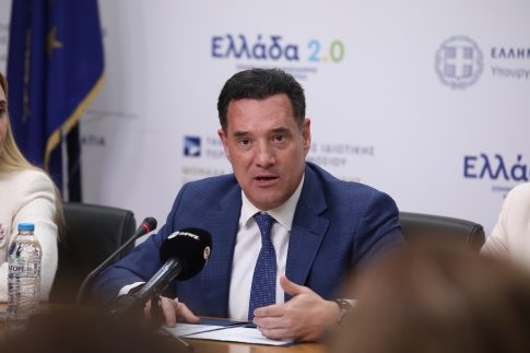 Άγιος Δημήτριος: Επεισοδιακή καταδίωξη το βράδυ του Σαββάτου – Συνελήφθη 17χρονος με κλεμμένο όχημα