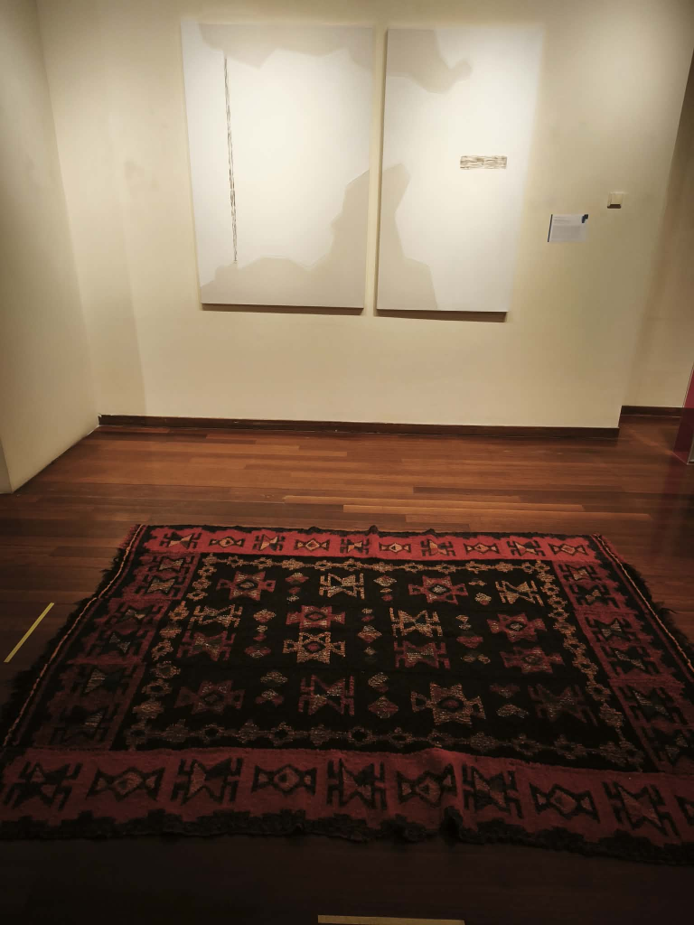 Ο Κ. Τασούλας εγκαινίασε την έκθεση «Διαχρονικές Υφές» στα Ιωάννινα: «Ένα οδοιπορικό διαρκούς έμπνευσης»