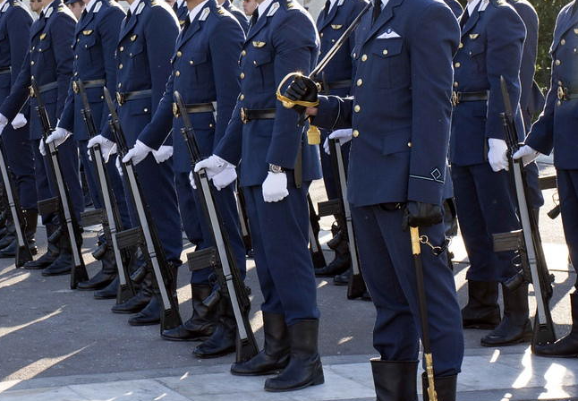 Ένοπλες Δυνάμεις: Tι αλλάζει στο μοντέλο της στρατιωτικής θητείας
