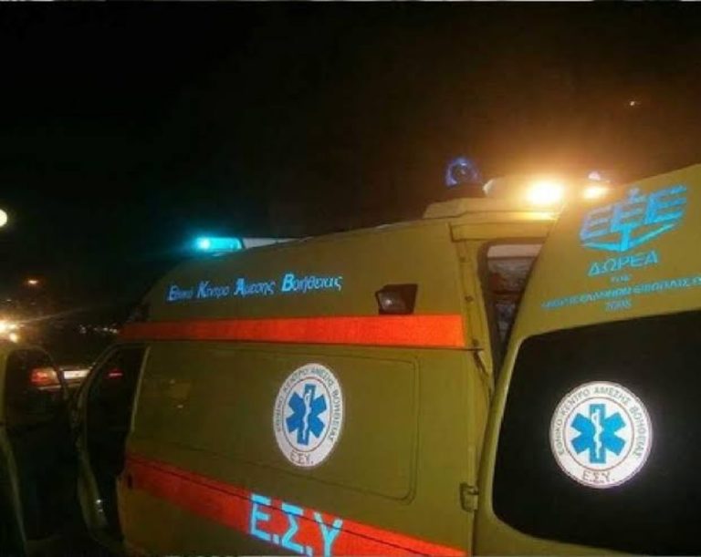 Ανατροπή αυτοκινήτου στην ΠΑΘΕ: Με ελαφρά τραύματα η μητέρα και τρία ανήλικα παιδιά