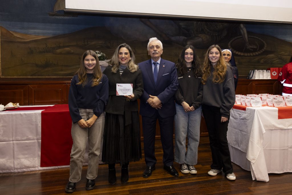 Θεσσαλονίκη: Δεκαέξι σχολεία βράβευσε ο Ελληνικός Ερυθρός Σταυρός