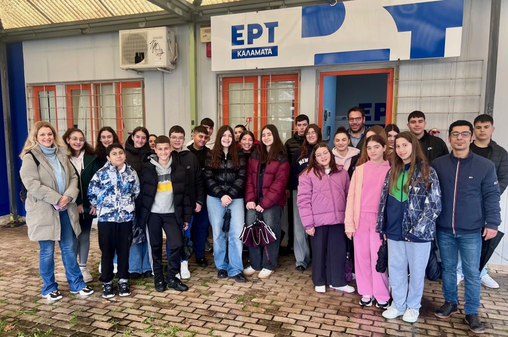 Παγκόσμια Ημέρα Ραδιοφώνου: Μνήμες, ιστορία και συμβουλές ζωής από τον πρώτο εκφωνητή της ΕΡΤ Καλαμάτας Μιχάλη Κυριακίδη