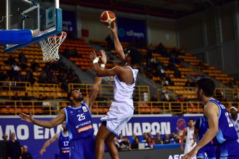 Λουτσέσκου ενόψει Θέλτα: «Να θυσιαστούμε στο γήπεδο και να ξεπεράσουμε τις δύσκολες στιγμές»