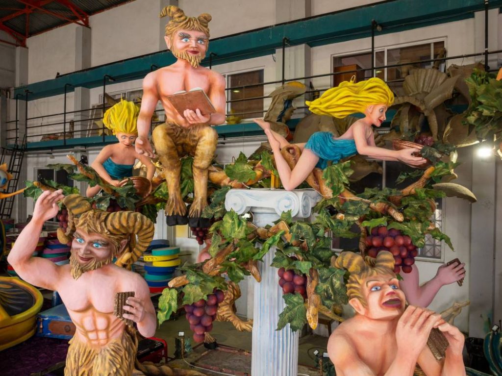 Πόλος έλξης για ολόκληρη τη χώρα η «βασίλισσα» του Καρναβαλιού – Στο 100% οι προκρατήσεις στην Πάτρα