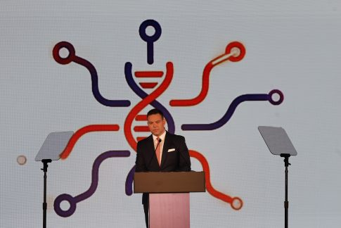 Υπουργείο Παιδείας σε ΑΠΘ: Έχετε διορία 48 ωρών να δώσετε εξηγήσεις για τα σοβαρά επεισόδια