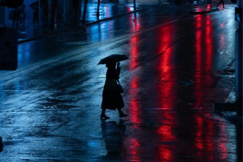 Τα υπερεπεξεργασμένα τρόφιμα έχουν περισσότερα κοινά με τα τσιγάρα, λένε οι επιστήμονες