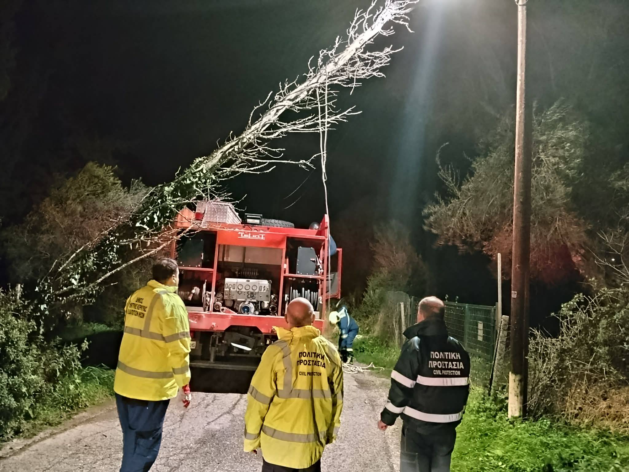 Κέρκυρα: 11 μποφόρ “χτύπησαν” τους Αυλιώτες – Προβλήματα στην ηλεκτροδότηση 