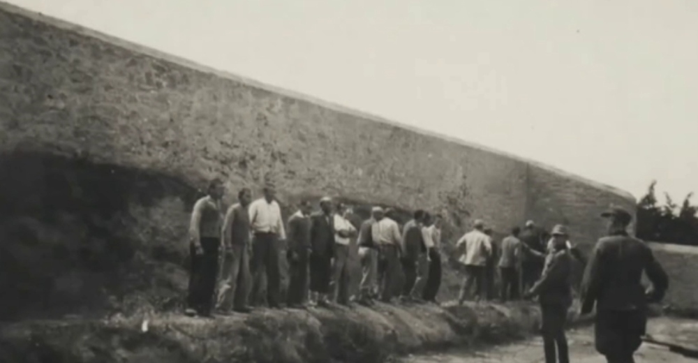 Στη Γάνδη οι εμπειρογνώμονες του Υπουργείου Πολιτισμού – Συνάντηση με τον κάτοχο των φωτογραφιών των «200» της Καισαριανής