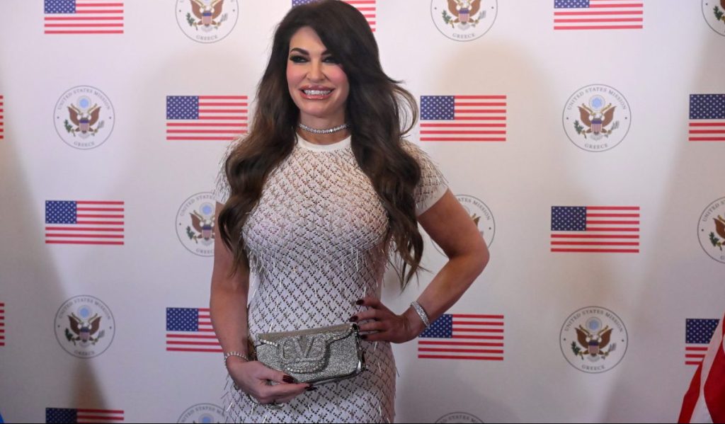 Στην πρεμιέρα του ντοκιμαντέρ «Melania» στην Αθήνα η Κίμπερλι Γκίλφοϊλ – Αποκάλυψε ότι ο Ντόναλντ Τραμπ θα επισκεφθεί την Ελλάδα