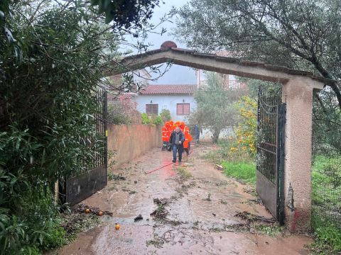 Τραγωδία στη Χίο: Σοβαρές κακώσεις έφεραν τα θύματα – Οι κατηγορίες που αντιμετωπίζει ο φερόμενος ως διακινητής